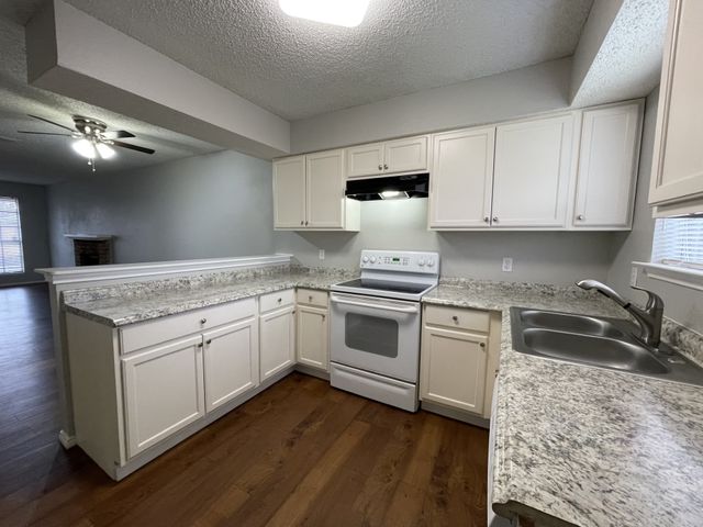 2503 Indigo Lane, Arlington, TX 76015