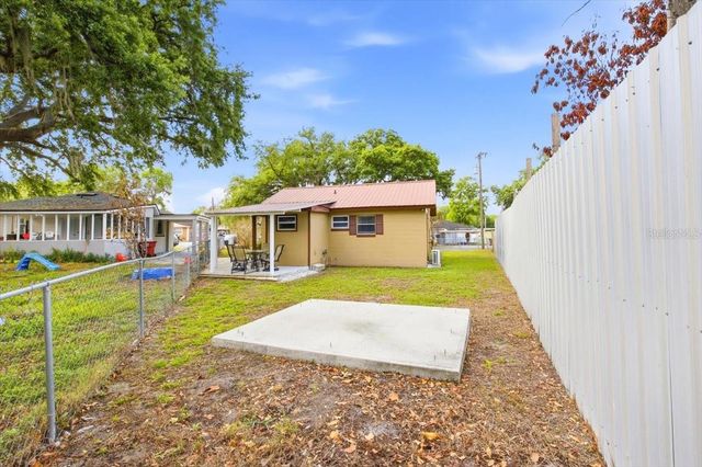 13 EUCLID DR, Plant City, FL 33563