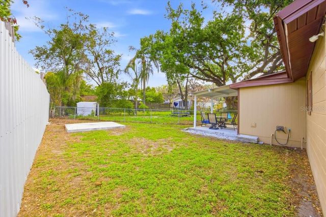 13 EUCLID DR, Plant City, FL 33563