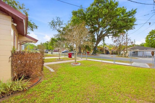 13 EUCLID DR, Plant City, FL 33563