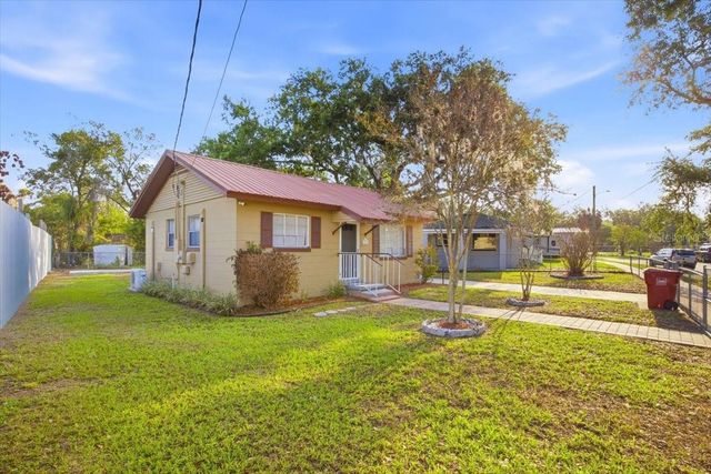 13 EUCLID DR, Plant City, FL 33563