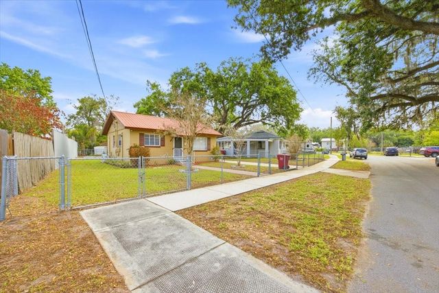 13 EUCLID DR, Plant City, FL 33563