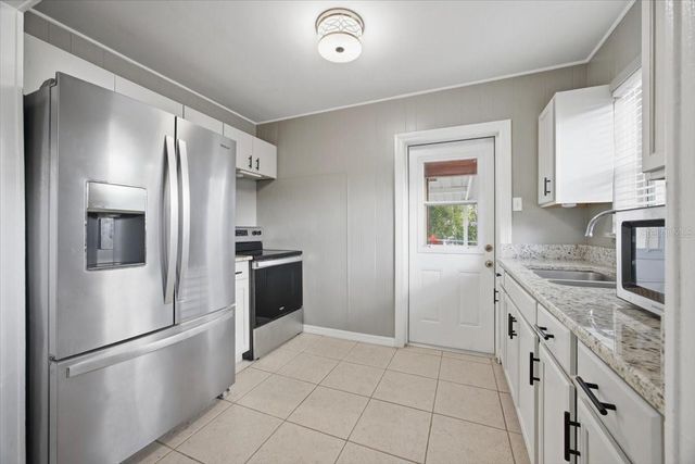 13 EUCLID DR, Plant City, FL 33563