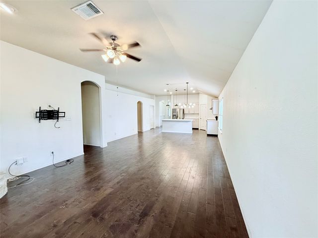 924 Blue Quail Run, Glenn Heights, TX 75154