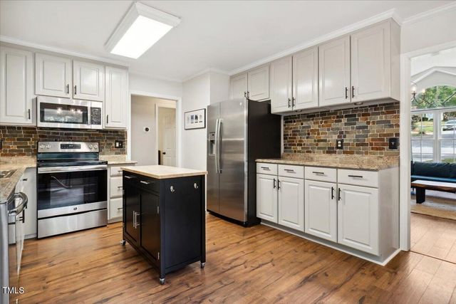 8121 Owenston Court, Raleigh, NC 27612