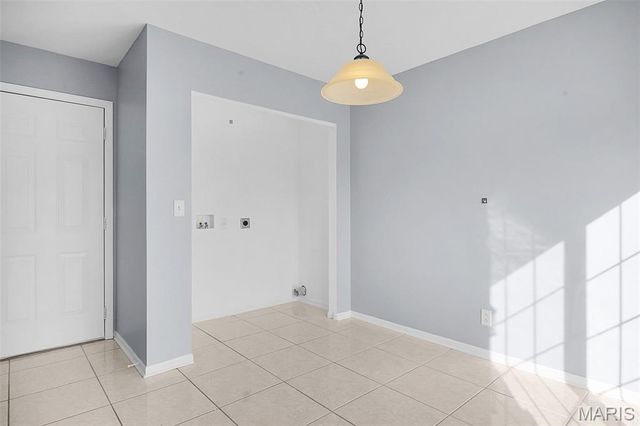 2655 Brookrun Drive, Belleville, IL 62221