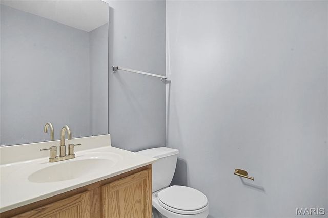 2655 Brookrun Drive, Belleville, IL 62221