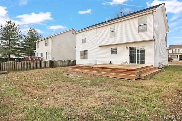 2655 Brookrun Drive, Belleville, IL 62221