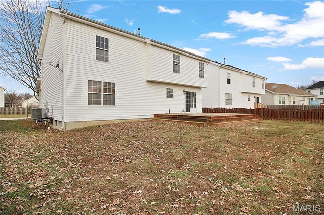 2655 Brookrun Drive, Belleville, IL 62221