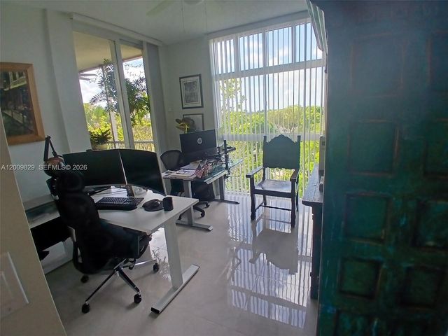 9805 NW 52nd St 509, Doral, FL 33178