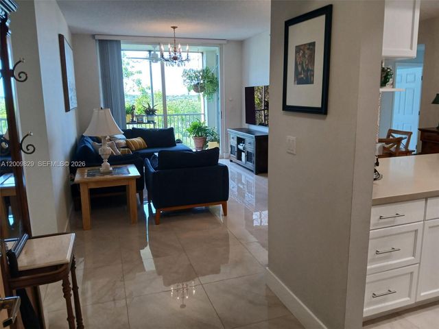 9805 NW 52nd St 509, Doral, FL 33178