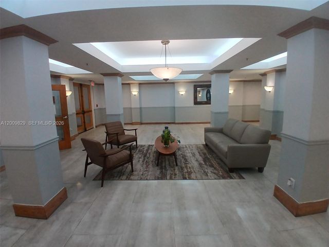 9805 NW 52nd St 509, Doral, FL 33178