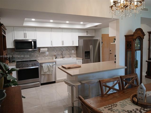 9805 NW 52nd St 509, Doral, FL 33178