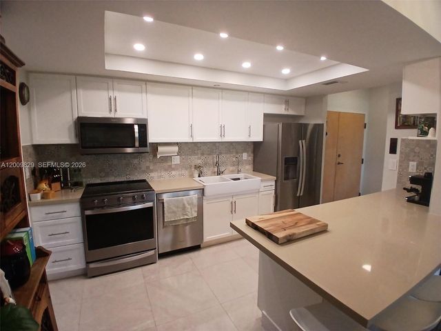 9805 NW 52nd St 509, Doral, FL 33178