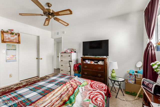 9634 W IRONWOOD Drive B, Peoria, AZ 85345