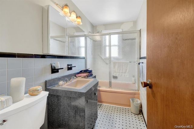 561 Logan Avenue, Bronx, NY 10465