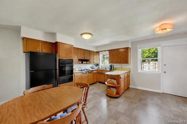 561 Logan Avenue, Bronx, NY 10465