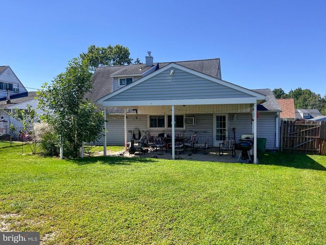 50 MARGIN RD, Levittown, PA 19056