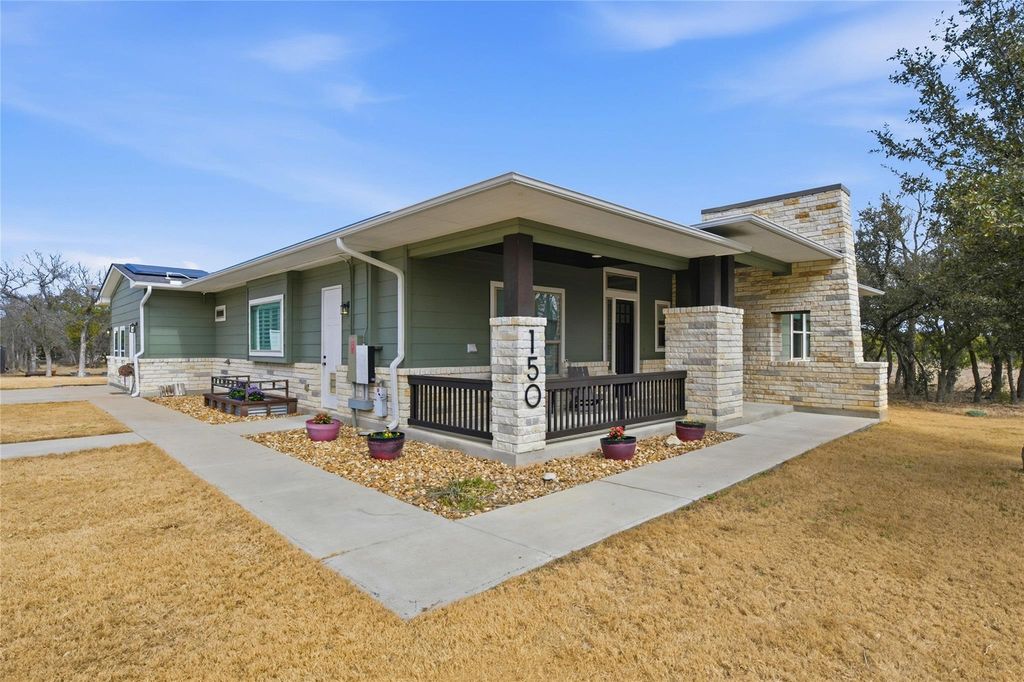 150 County Road 220, Florence, TX 76527