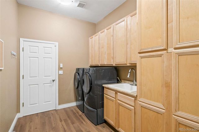 5497 S Zang Court, Littleton, CO 80127