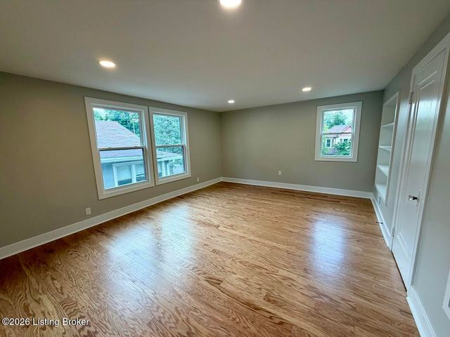 116 Claremont Ave, Louisville, KY 40206