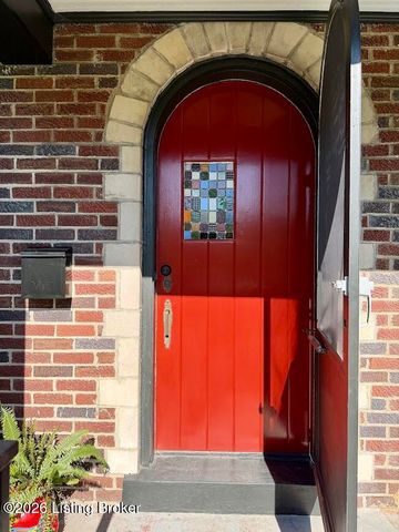 116 Claremont Ave, Louisville, KY 40206