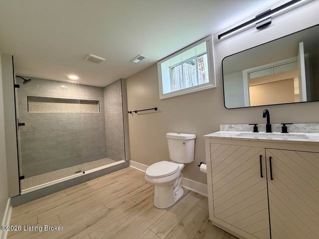 116 Claremont Ave, Louisville, KY 40206