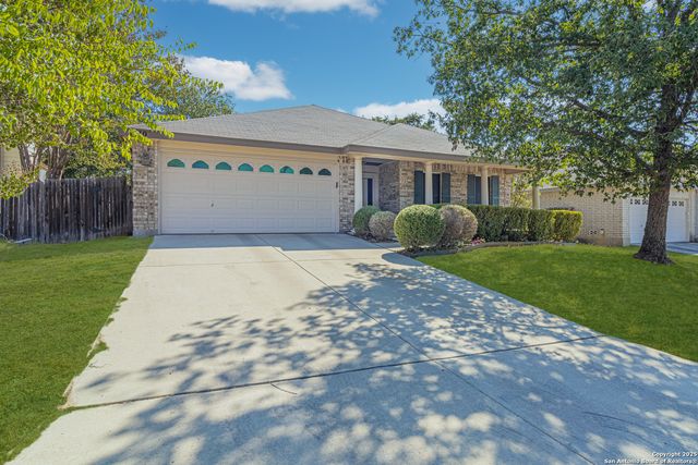 1140 Lion Way, San Antonio, TX 78251