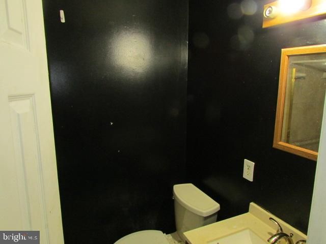 9045 CONTINENTAL PL, Hyattsville, MD 20785