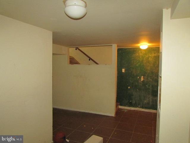 9045 CONTINENTAL PL, Hyattsville, MD 20785