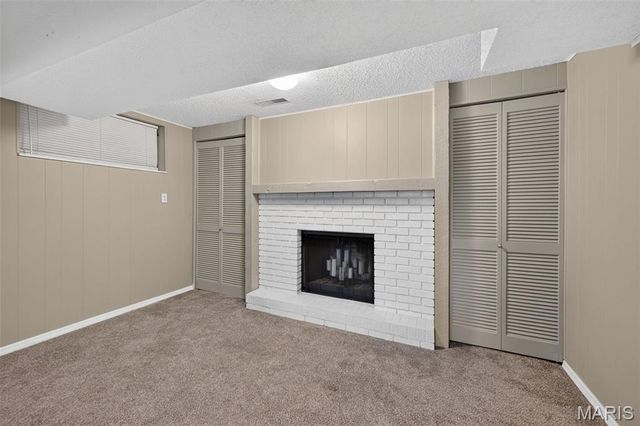 1129 Yorktown Drive, St Charles, MO 63303