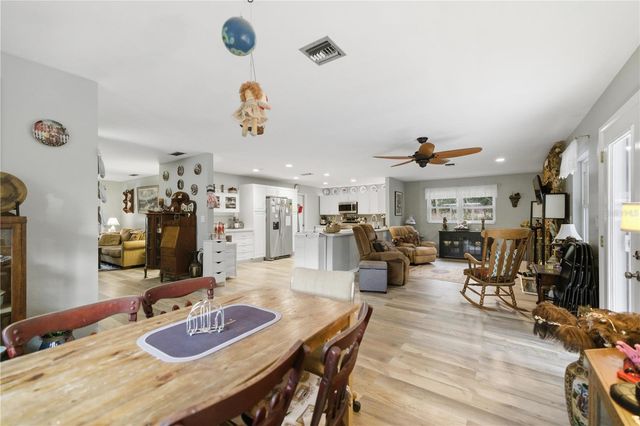 8951 SW 202ND AVENUE ROAD, Dunnellon, FL 34431