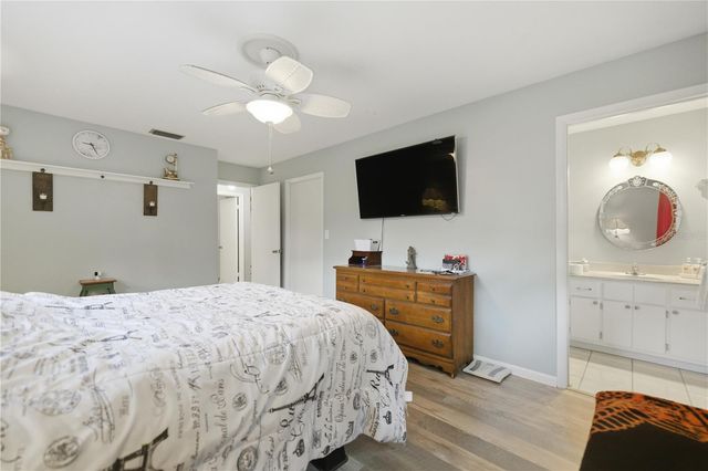 8951 SW 202ND AVENUE ROAD, Dunnellon, FL 34431