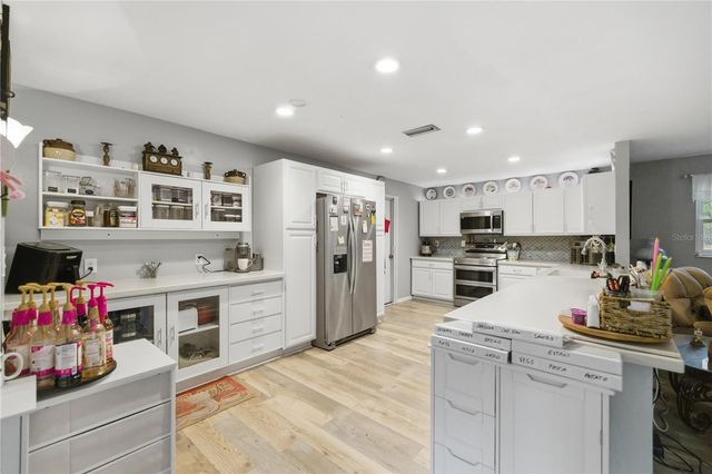 8951 SW 202ND AVENUE ROAD, Dunnellon, FL 34431