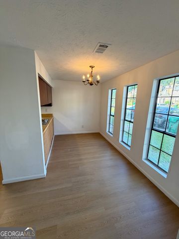 869 Heritage Oaks Drive, Stone Mountain, GA 30088
