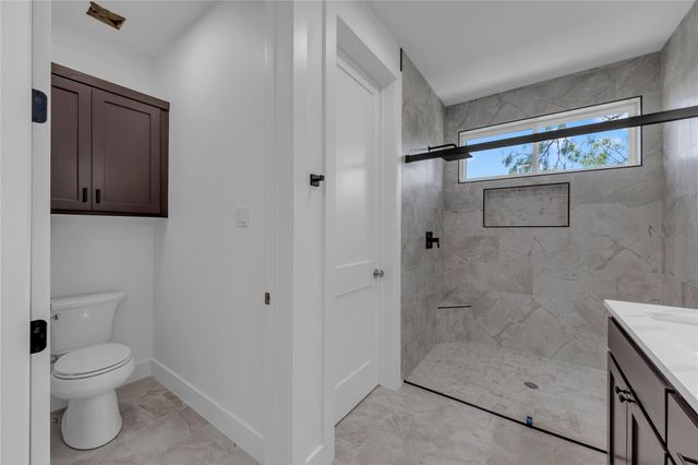 515 Sun Ray, Horseshoe Bay, TX 78657