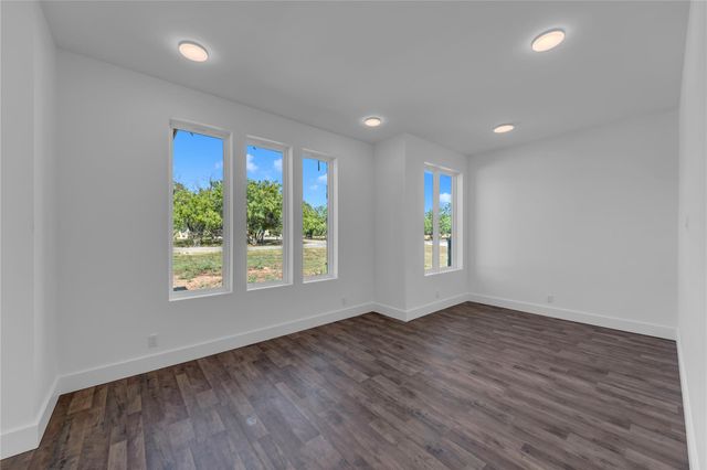 515 Sun Ray, Horseshoe Bay, TX 78657