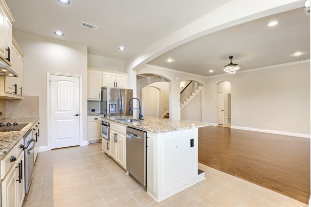 123 White Oak Lane, Red Oak, TX 75154
