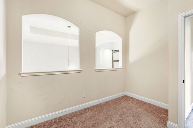123 White Oak Lane, Red Oak, TX 75154