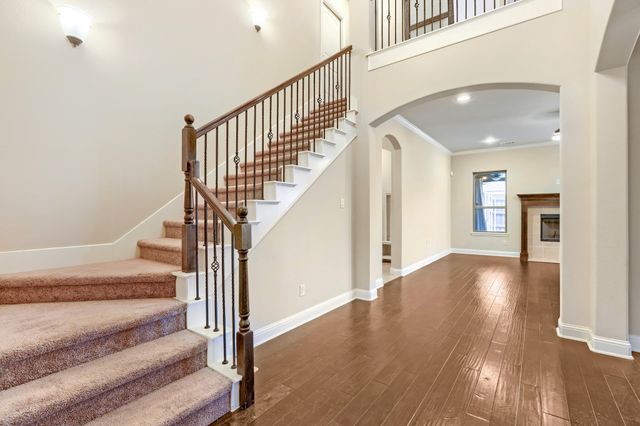 123 White Oak Lane, Red Oak, TX 75154
