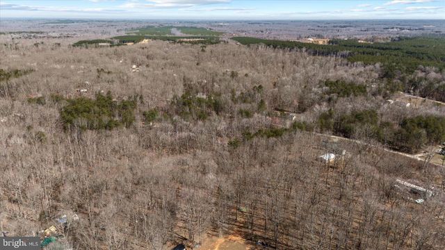 197 HOLLY GROVE CT, Bumpass, VA 23024