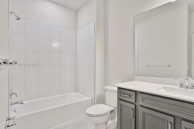 2202 S Appleton Circle S, Oakland Park, FL 33309