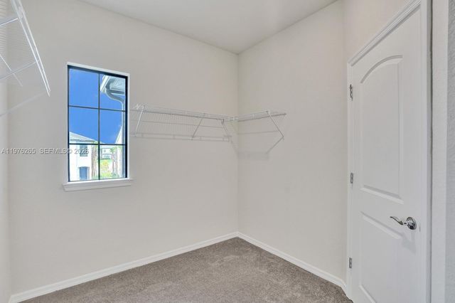 2202 S Appleton Circle S, Oakland Park, FL 33309