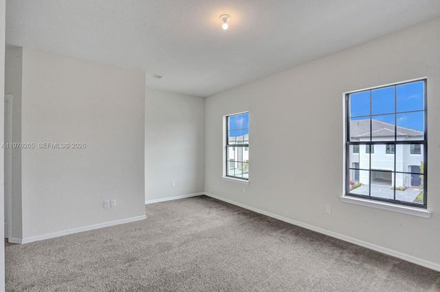 2202 S Appleton Circle S, Oakland Park, FL 33309