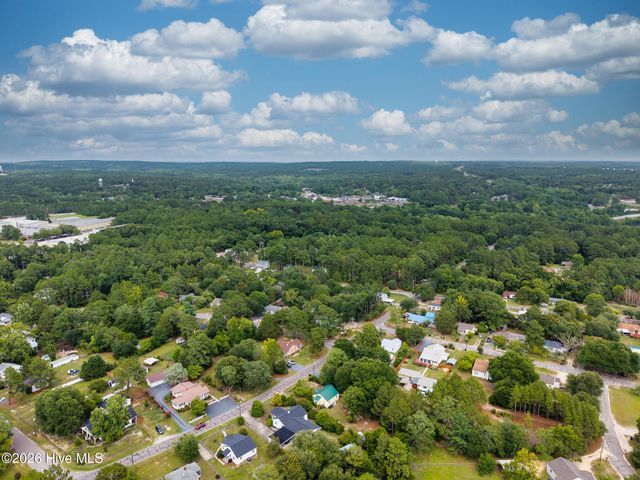413 Seymour Street, Aberdeen, NC 28315