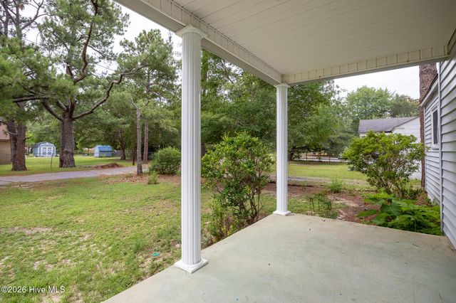 413 Seymour Street, Aberdeen, NC 28315