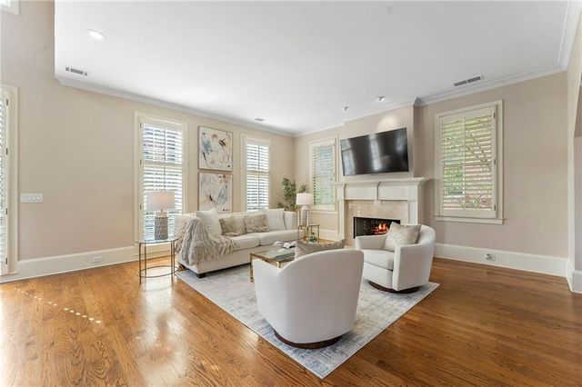 1950 Heritage Walk, Alpharetta, GA 30004