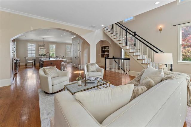 1950 Heritage Walk, Alpharetta, GA 30004