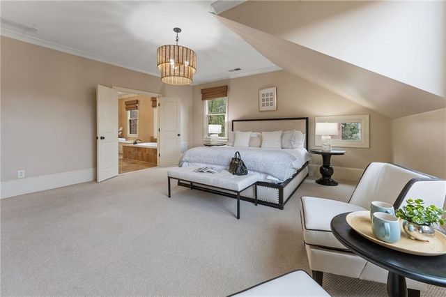 1950 Heritage Walk, Alpharetta, GA 30004