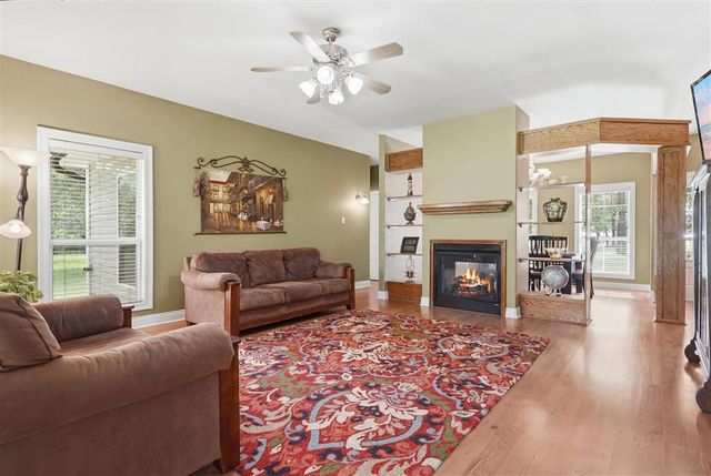 4076 Hecker Road, Iowa, LA 70647